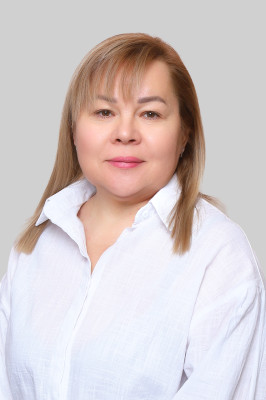 Заместитель заведующего по ХР Милованович Оксана Николаевна Заместитель заведующего по ХР Милованович Оксана Николаевна