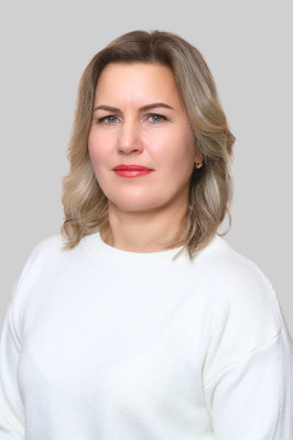 Инструктор по физической культуре первой квалификационной категории Медведева Татьяна Викторовна Инструктор по физической культуре первой квалификационной категории Медведева Татьяна Викторовна